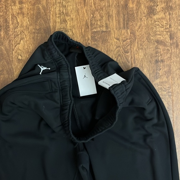 Jordan Fleece Joggers Size XL - Picture 10 of 17
